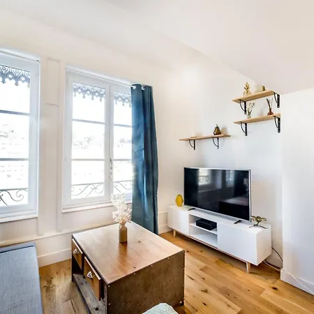 Loft Mezzanine Vue Incroyable Saone Apartment Lyon Exterior photo
