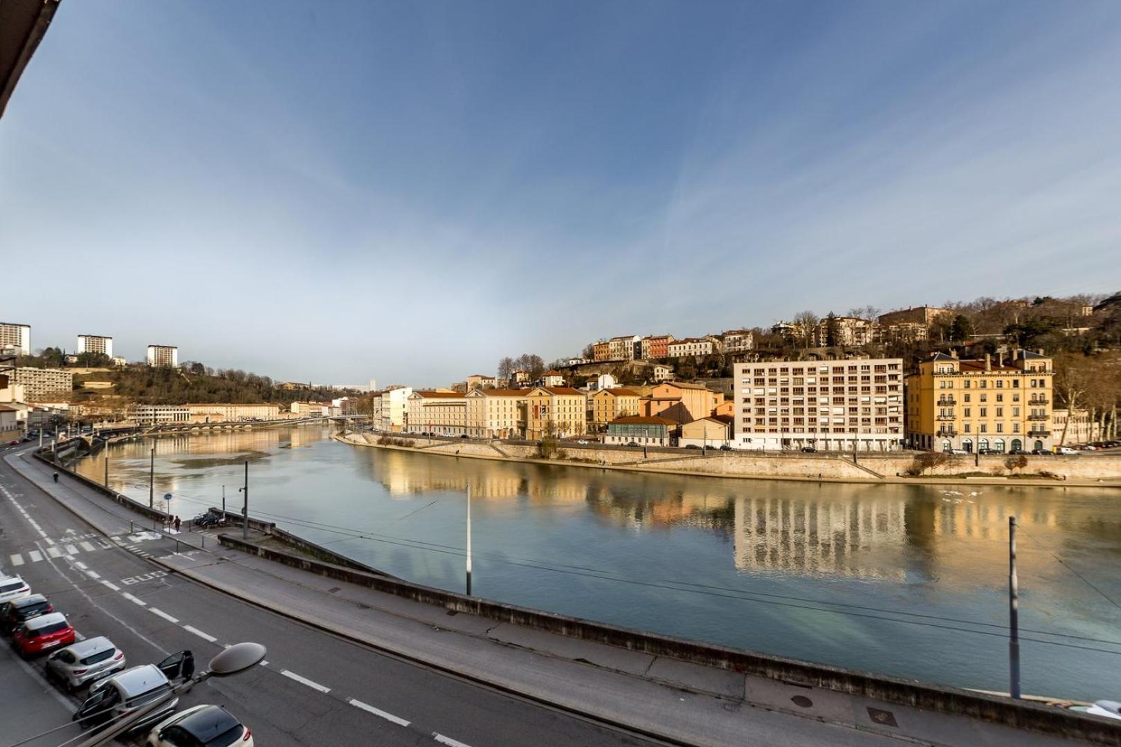 Loft Mezzanine Vue Incroyable Saone Lyon